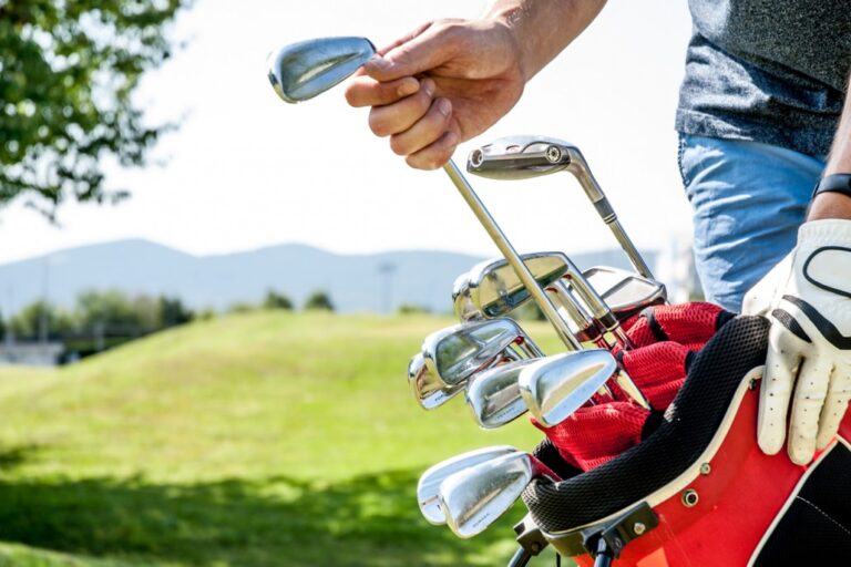 golf_clubs-1030x687